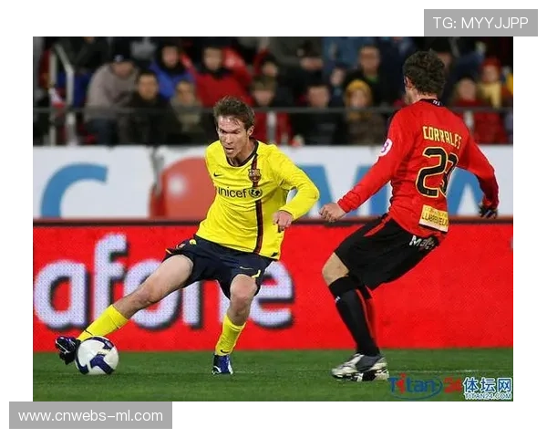 小伊布租借加盟阿贾克斯，合同含买断选项